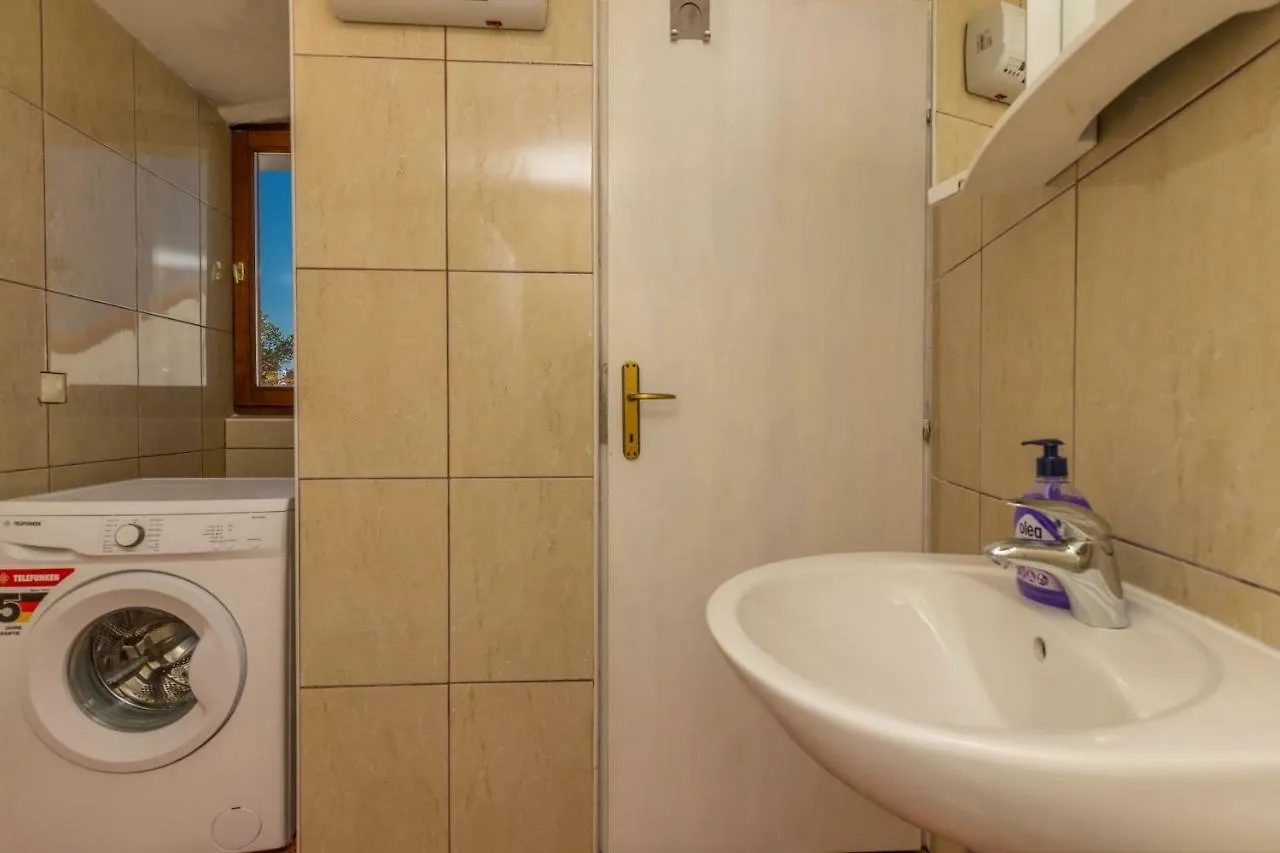 App Cor2 Apartment Selce
