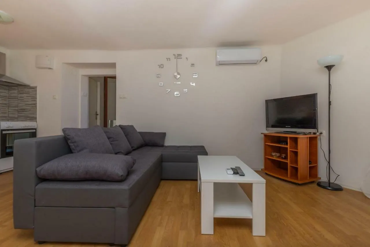 App Cor2 Apartment Selce 0*,  Croatia
