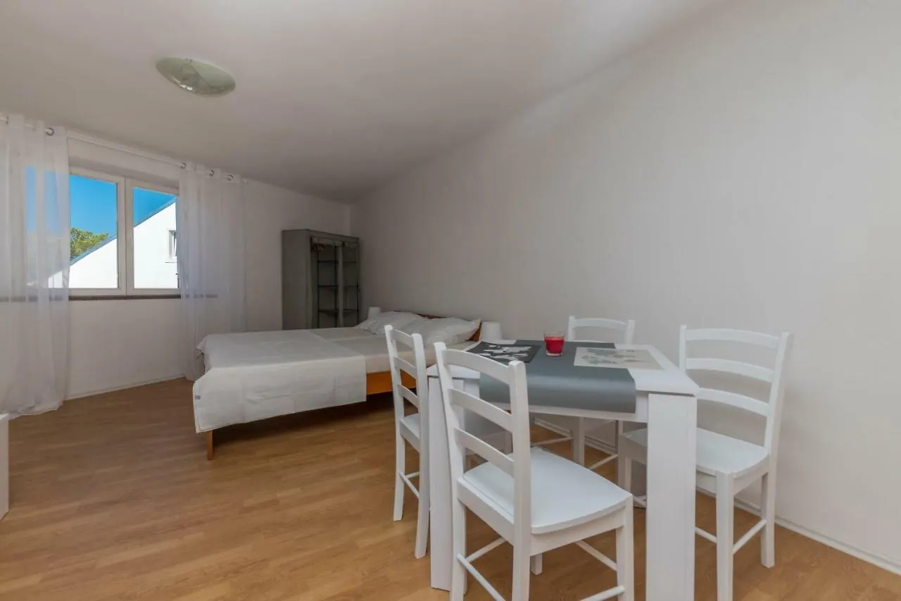 App Cor2 Apartment Selce Croatia